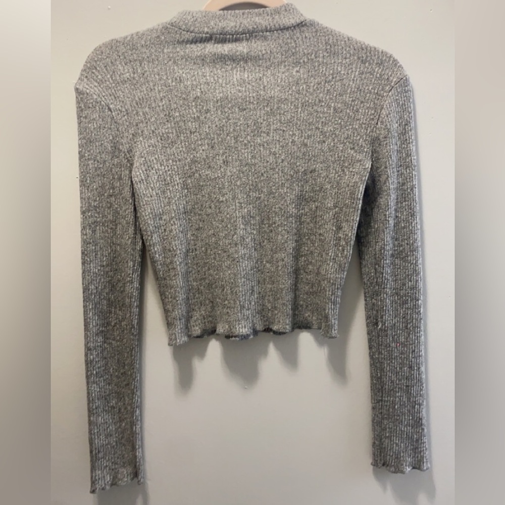 Small slight turtle neck